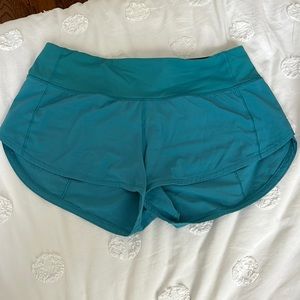 Barely worn before great condition!